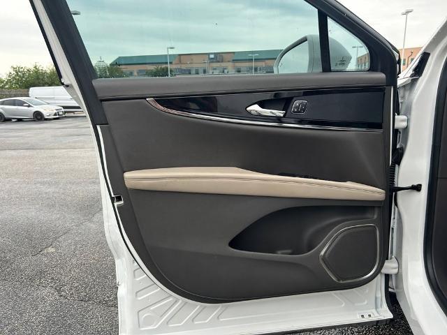 2022 Lincoln Nautilus Standard