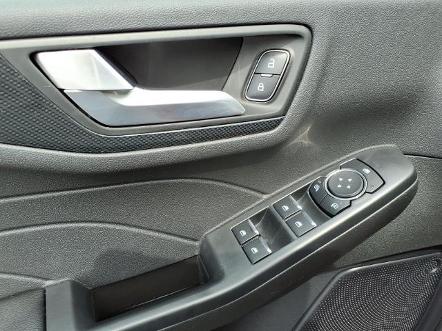 2024 Ford Escape ST-Line Select