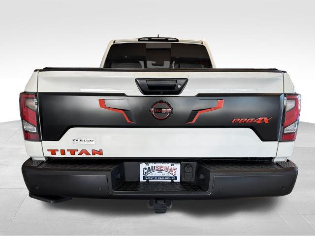 2023 Nissan Titan Crew Cab PRO-4X 4x4