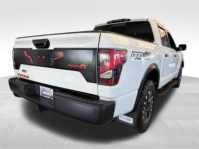 2023 Nissan Titan Crew Cab PRO-4X 4x4