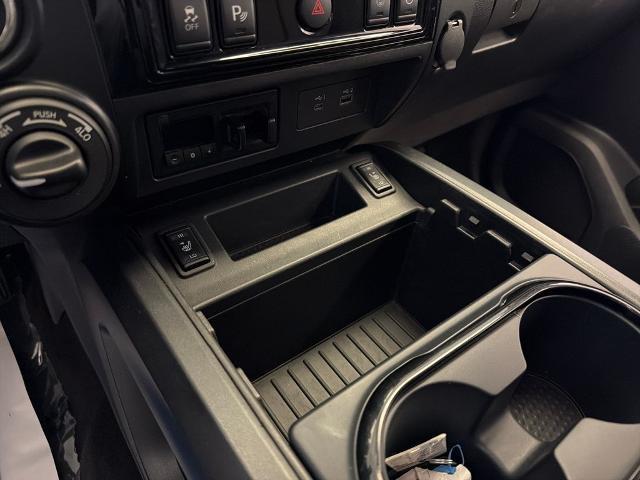 2023 Nissan Titan Crew Cab PRO-4X 4x4