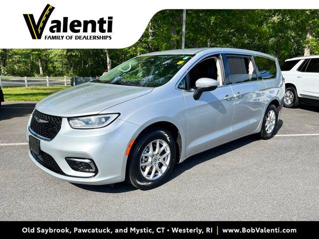 2023 Chrysler Pacifica Touring L for sale in Mystic, CT