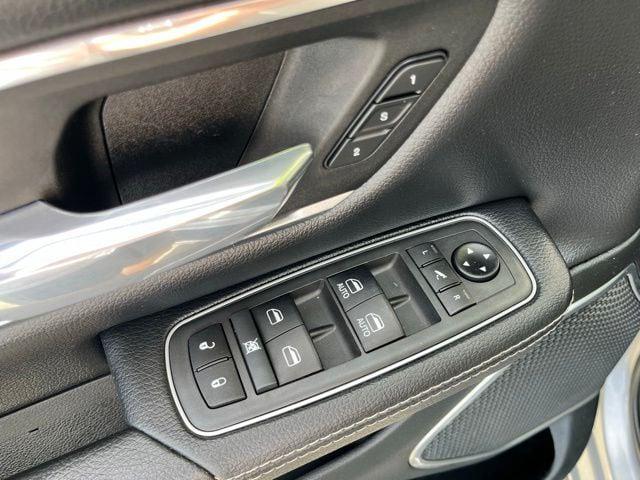 2021 Ram 1500 Laramie Crew Cab 4x4 5'7" Box