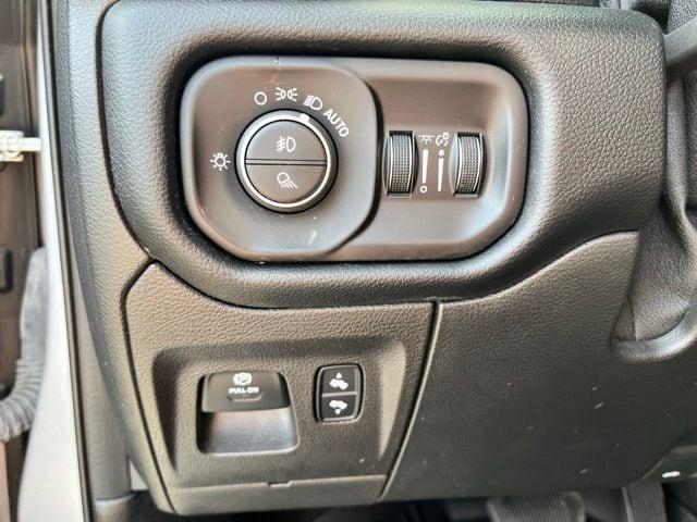 2021 Ram 1500 Laramie Crew Cab 4x4 5'7" Box