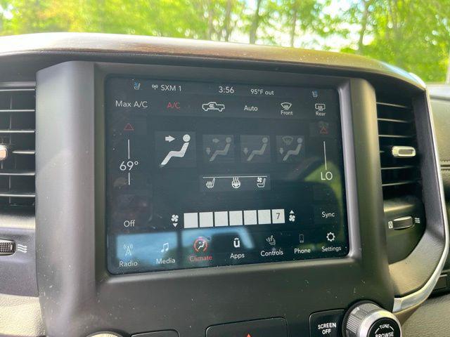 2021 Ram 1500 Laramie Crew Cab 4x4 5'7" Box