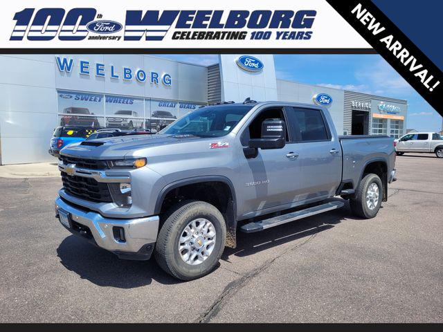2025 Chevrolet Silverado 3500HD 4WD Crew Cab Standard Bed LT for sale in Redwood Falls, MN