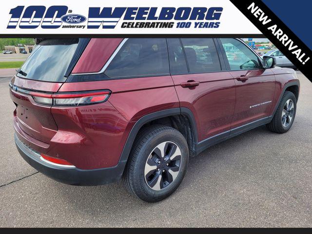 2024 Jeep Grand Cherokee Base
