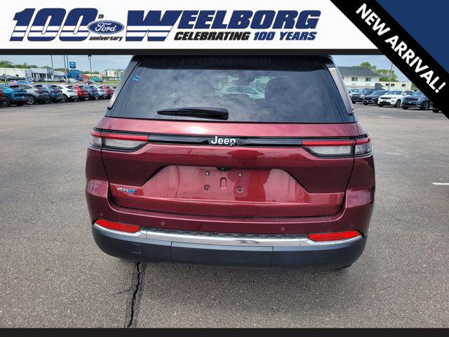2024 Jeep Grand Cherokee Base