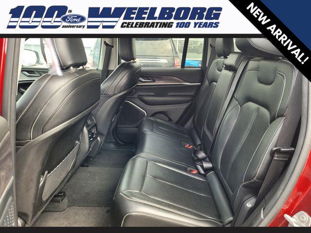 2024 Jeep Grand Cherokee Base
