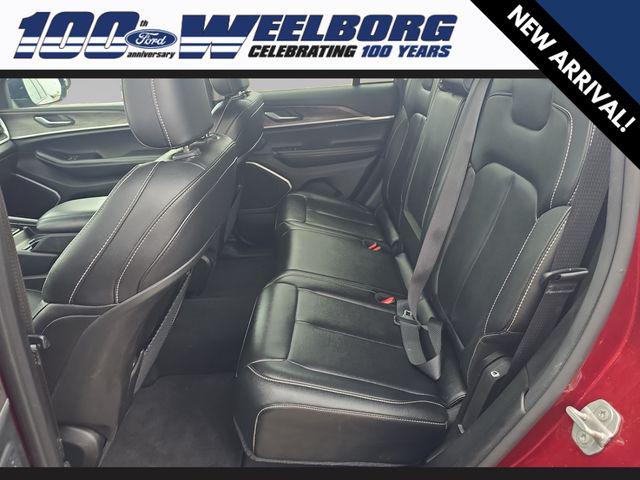 2024 Jeep Grand Cherokee Base