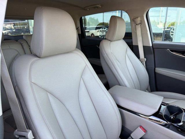 2022 Lincoln Nautilus Standard