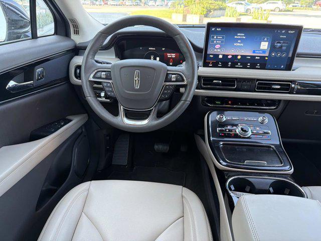 2022 Lincoln Nautilus Standard
