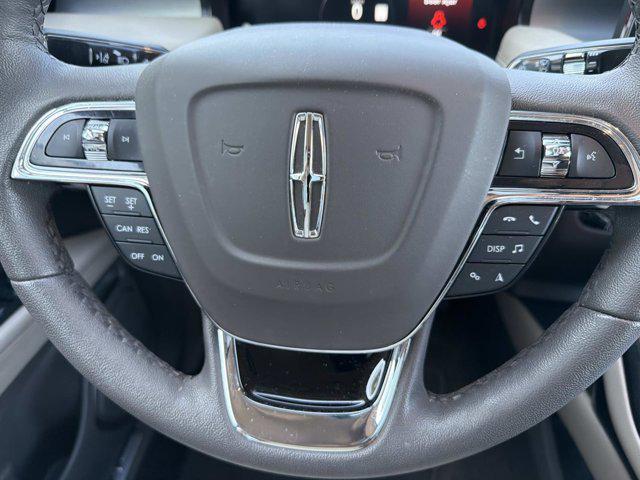 2022 Lincoln Nautilus Standard