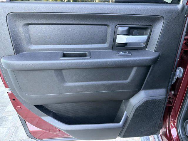 2019 Ram 3500 Tradesman Crew Cab 4x4 8' Box