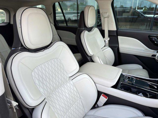 2023 Lincoln Aviator Black Label