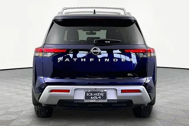 2024 Nissan Pathfinder SL FWD