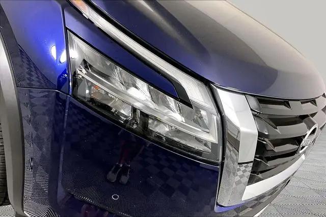 2024 Nissan Pathfinder SL FWD