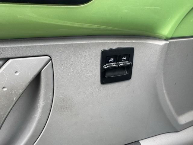2002 Volkswagen New Beetle GLS