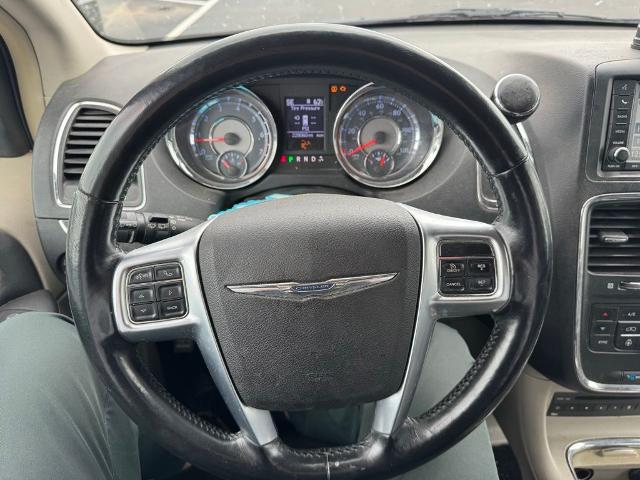 2011 Chrysler Town & Country Limited