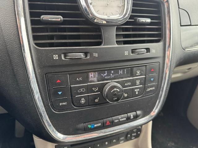 2011 Chrysler Town & Country Limited