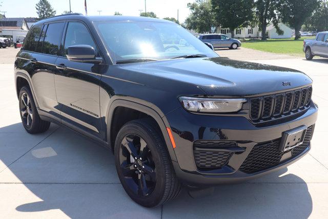 2025 Jeep Grand Cherokee Altitude X 4x4