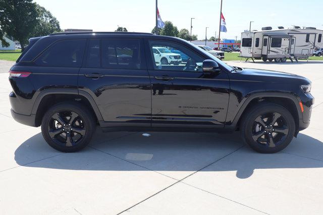2025 Jeep Grand Cherokee Altitude X 4x4