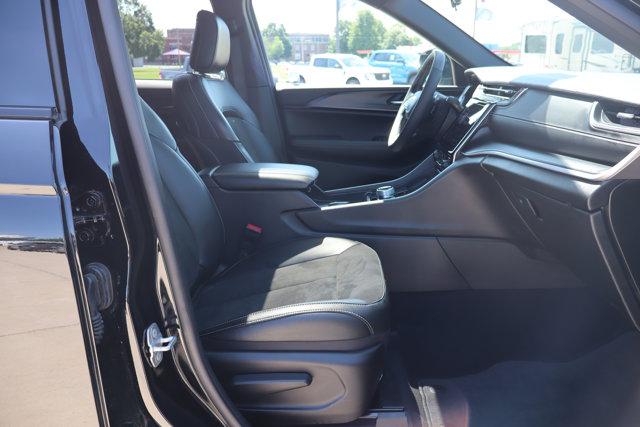 2025 Jeep Grand Cherokee Altitude X 4x4