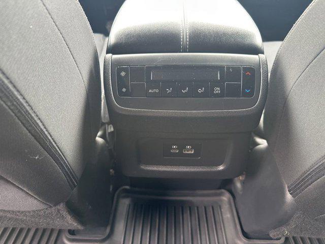 2023 Nissan Pathfinder SV 4WD
