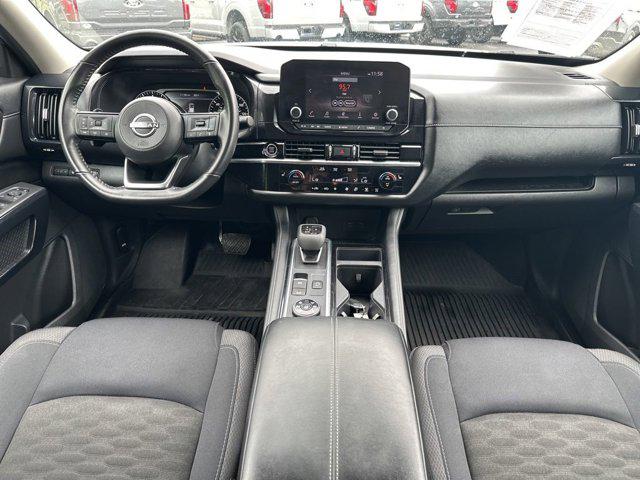 2023 Nissan Pathfinder SV 4WD