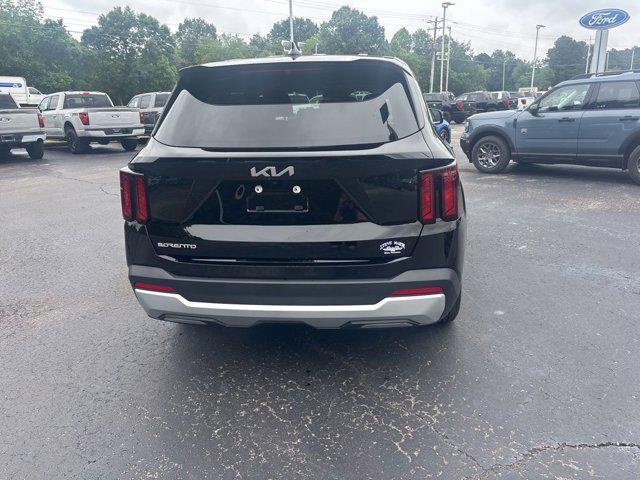 2025 Kia Sorento LX