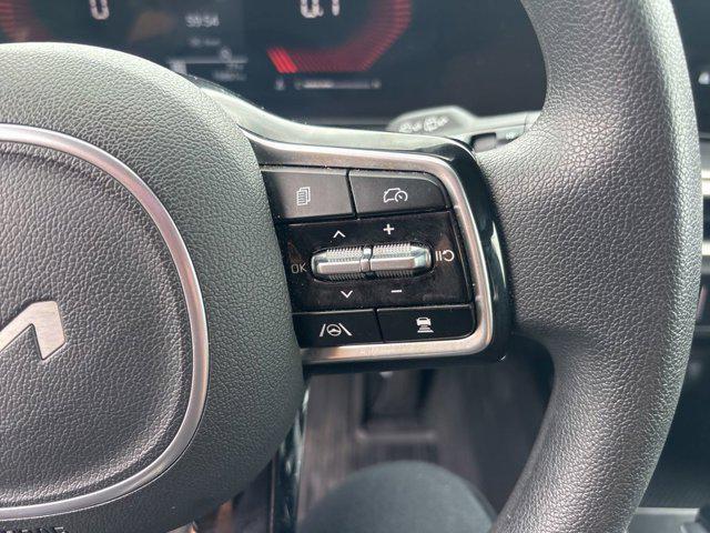 2025 Kia Sorento LX