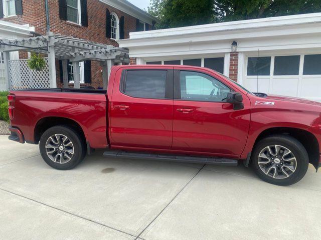 2021 Chevrolet Silverado 1500 4WD Crew Cab Short Bed RST