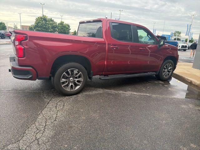 2021 Chevrolet Silverado 1500 4WD Crew Cab Short Bed RST