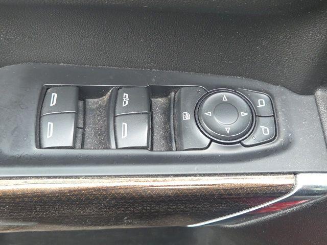 2021 Chevrolet Silverado 1500 4WD Crew Cab Short Bed RST