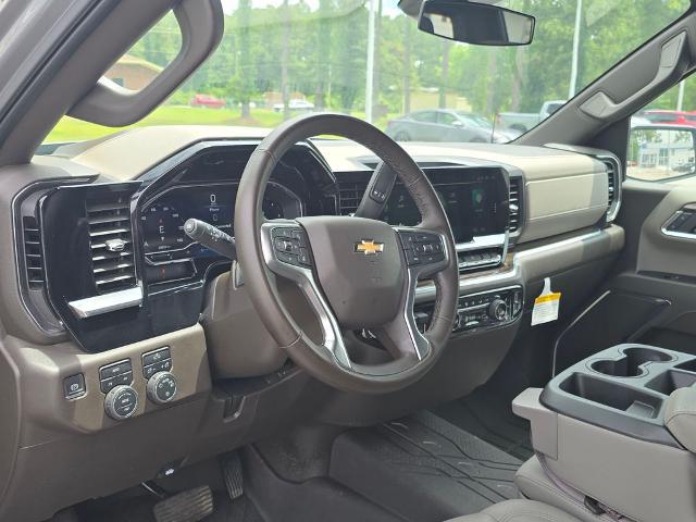 2025 Chevrolet Silverado 1500 4WD Crew Cab Standard Bed LT