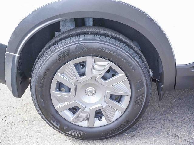 2025 Nissan Kicks S FWD