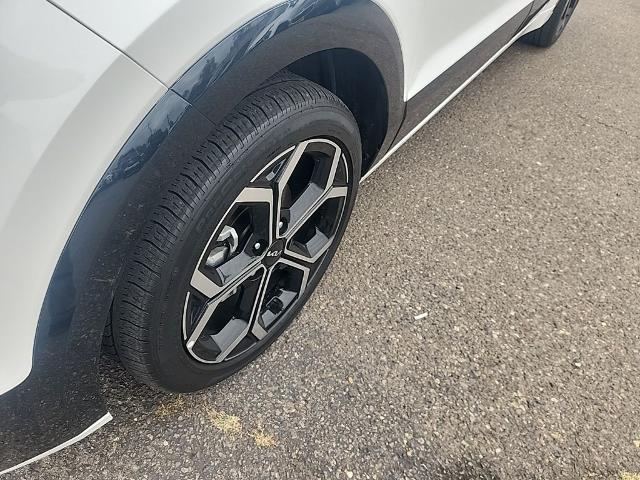 2023 Kia Niro EX Touring