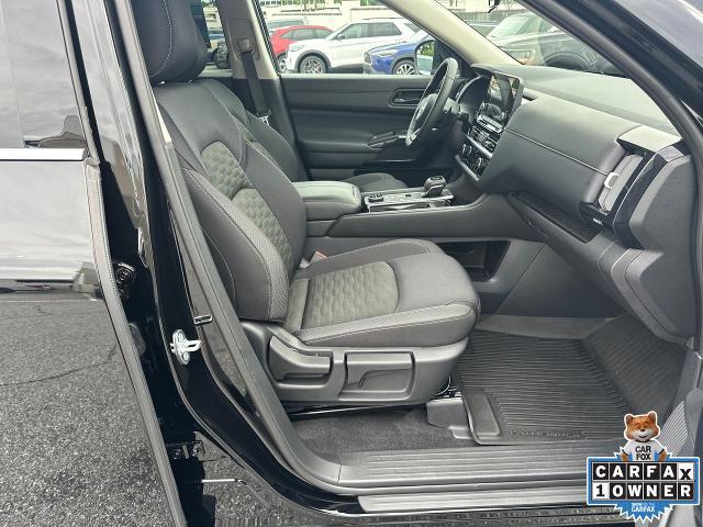 2025 Nissan Pathfinder SV 4WD