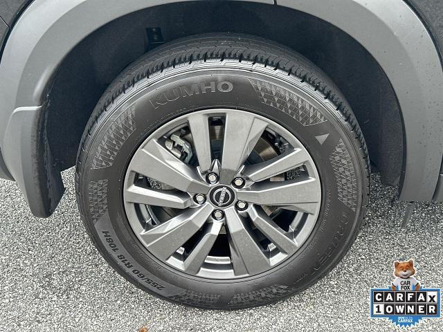 2025 Nissan Pathfinder SV 4WD