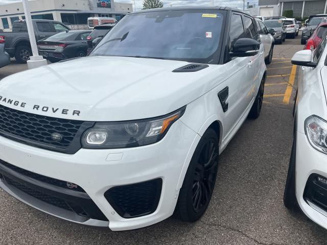 2017 Land Rover Range Rover Sport 5.0L V8 Supercharged SVR