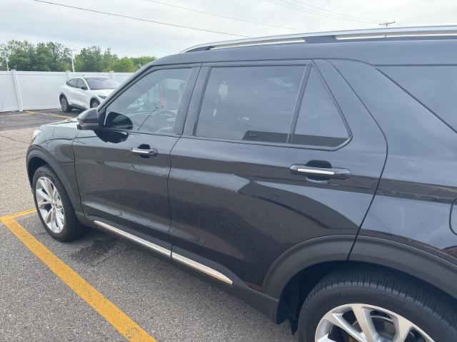 2023 Ford Explorer Platinum