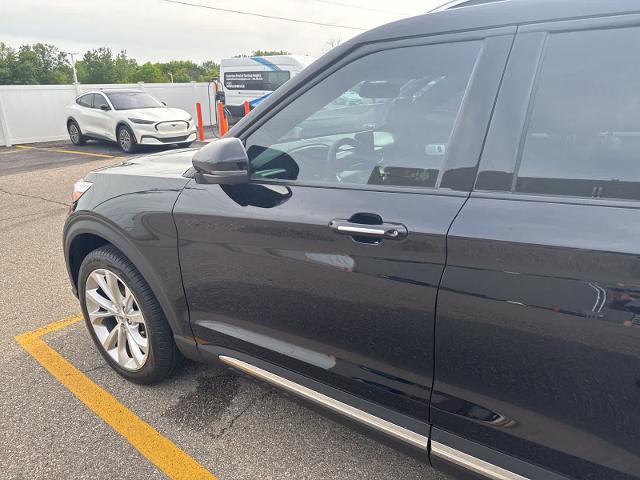 2023 Ford Explorer Platinum