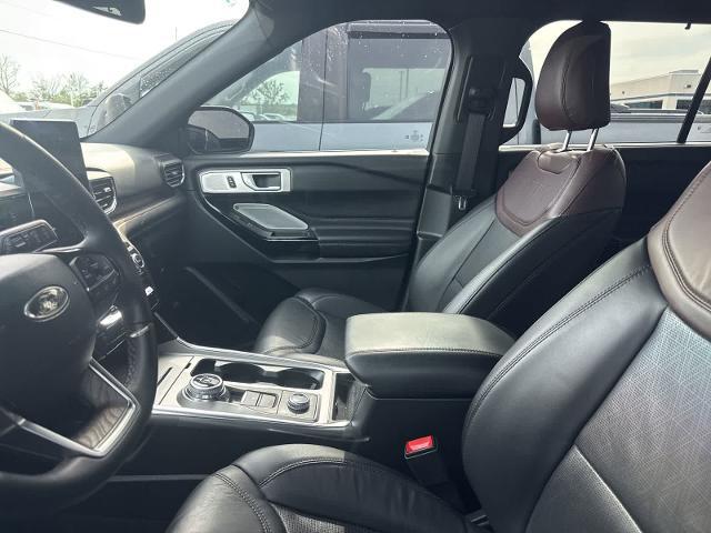 2023 Ford Explorer Platinum