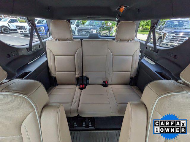 2023 Chevrolet Suburban 4WD Premier