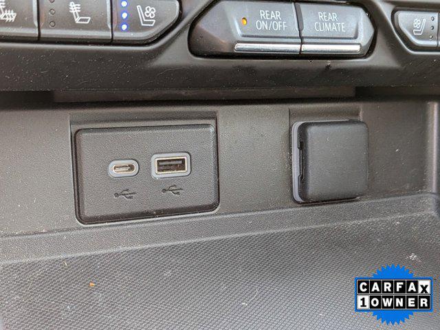 2023 Chevrolet Suburban 4WD Premier