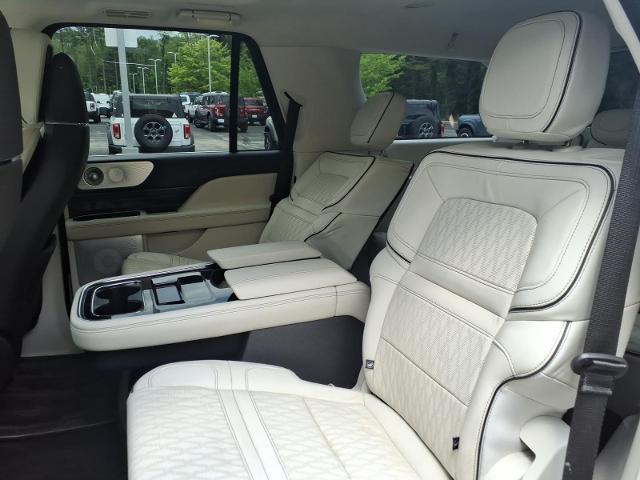 2024 Lincoln Navigator Black Label