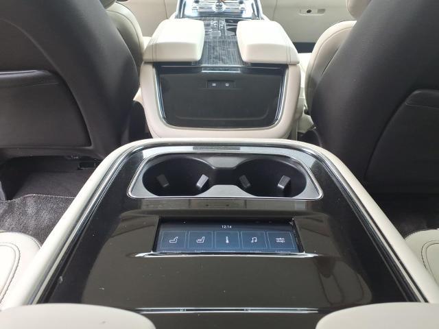 2024 Lincoln Navigator Black Label