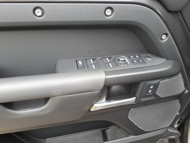 2023 Land Rover Defender 110