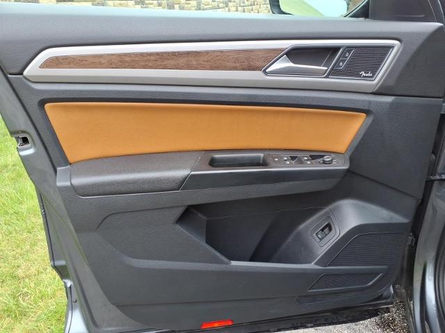 2018 Volkswagen Atlas 3.6L V6 SEL Premium