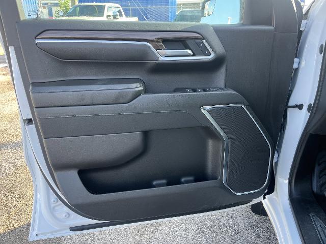 2023 Chevrolet Silverado 1500 4WD Crew Cab Standard Bed LT